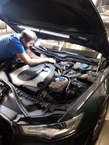 AUDI A6 2012 3,0 BiTDi výmena radiátora kúrenia