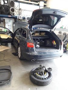 AUDI A6 2012 3,0 BiTDi výmena radiátora kúrenia